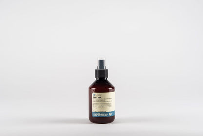 https://cdn.shopify.com/s/files/1/0023/6424/4037/files/DailyUse_LeaveInHairDetangler-150_5c5f2564-0ca2-4435-ba9d-a3fa7a590325.jpg?v=1754074088